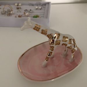 Giraffe Jewlery Holder